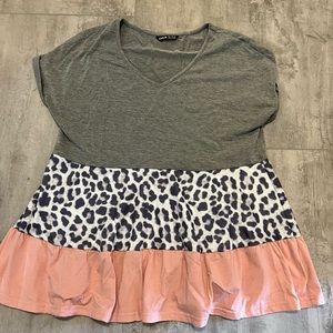 Women’s size small Peplum top